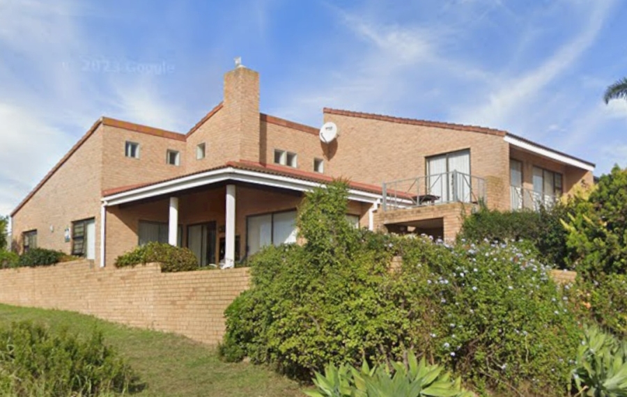 2 Bedroom Property for Sale in Wavecrest Eastern Cape